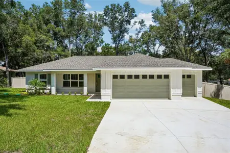 New construction Single-Family house 1911 W Golfcart Ln, Citrus Springs, FL 34434 - image