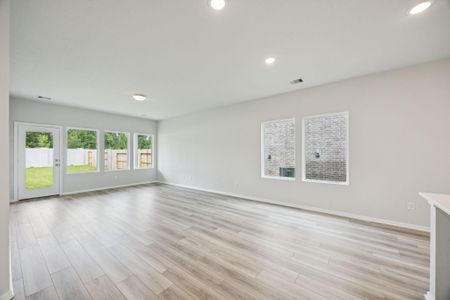 New construction Single-Family house 1107 Novelle Bend Dr, Huffman, TX 77336 - image 15