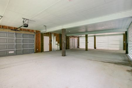 New construction Single-Family house 1913 Cindy Ct, Dickinson, TX 77539 - image 2