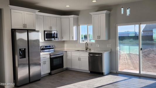 New construction Single-Family house 3325 W Santan Vista Drive, Eloy, AZ 85131 - photo 0