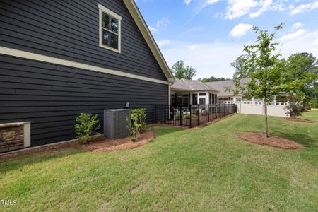 New construction Single-Family house 428 Crayton Oak Dr, Cary, NC 27519 plan Promenade III - image