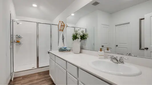 Dellrose by Lennar in Hockley - image 6