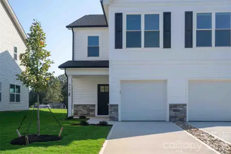 New construction Townhouse house 620 Smith St, Unit A, Mooresville, NC 28117 - image
