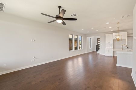 New construction Single-Family house 144 Granit Oak Dr, Dripping Springs, TX 78620 Fieldstone- photo 9 9