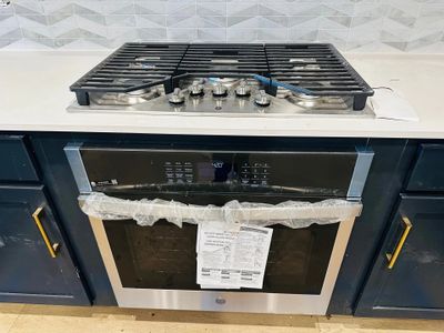 New construction Single-Family house 609 Henry Milton Rd, Georgetown, TX 78626 plan Brodie - image 9