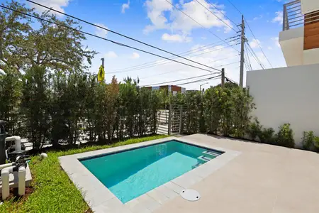 New construction Townhouse house 1807 Ne 13 St, Unit 1807, Fort Lauderdale, FL 33304 - image