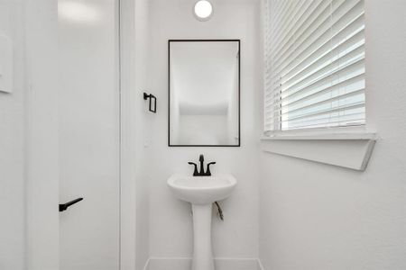 New construction Single-Family house 853 Mansfield St, Unit D, Houston, TX 77091 null- photo 12 12