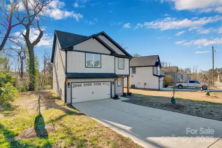 New construction Single-Family house 3208 Auten Ave, Charlotte, NC 28269 - image