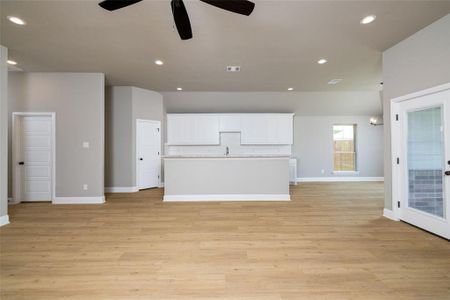 New construction Single-Family house 102 Clover Cir, Weatherford, TX 76086 null- photo 17 17