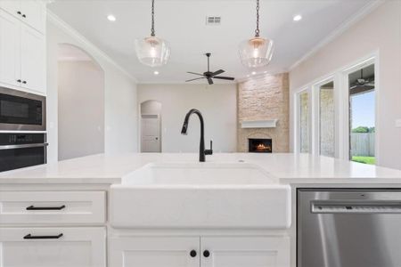 New construction Single-Family house 10109 Castleberry Ln, Waco, TX 76712 - image 6