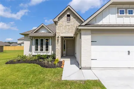 New construction Single-Family house 3710 Youpon Ln, Huntsville, TX 77340 plan The 1613 - image 3