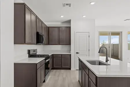 New construction Single-Family house 30442 W Aster Dr, Buckeye, AZ 85396 - image 4