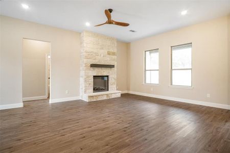 New construction Single-Family house 821 E 2Nd Street, Weatherford, TX 76086 - photo 8 8