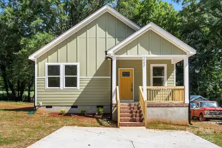 New construction Single-Family house 504 Fayetteville Ave, Statesville, NC 28677 - image