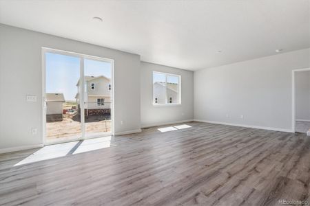 New construction Single-Family house 3462 N Highlands Creek Pkwy, Aurora, CO 80019 Breckenridge- photo 17 17