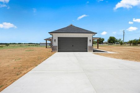 New construction Single-Family house 3764 County Rd 424, Cleburne, TX 76031 - image