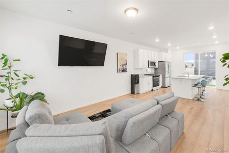 New construction Single-Family house 4093 Zebrawood Ln, Johnstown, CO 80534 plan Shire - image 13