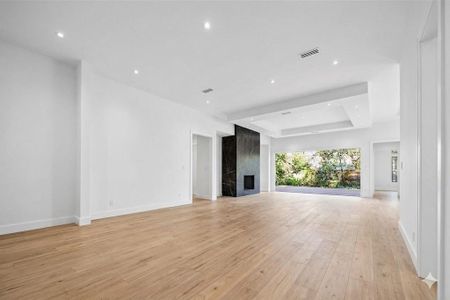 New construction Single-Family house 12910 Traviata Dr, Houston, TX 77024 - image 12