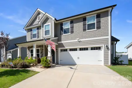 New construction Single-Family house 5080 Mooreland Oaks Wy, Mount Holly, NC 28120 - image