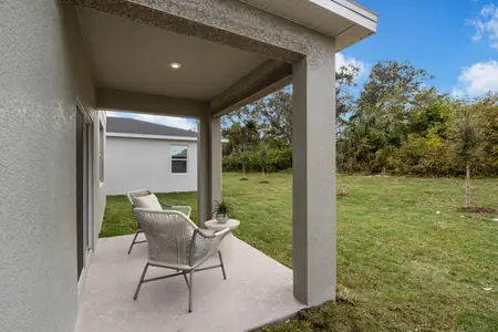 New construction Single-Family house 4632 Hikers Dr, Davenport, FL 33837 plan The Jensen - image