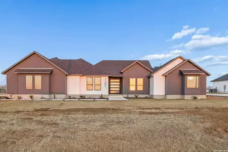 New construction Single-Family house 187 Hidden Ranch Ct, Floresville, TX 78114 - image