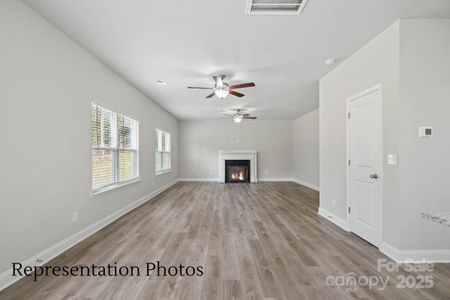 New construction Single-Family house 215 Lake George Dr, Shelby, NC 28152 null- photo 8 8
