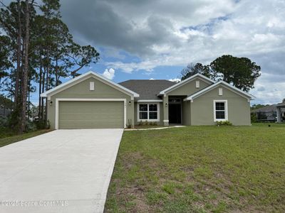 New construction Single-Family house 1581 San Filippo Drive SE, Palm Bay, FL 32909 plan 2117 - image