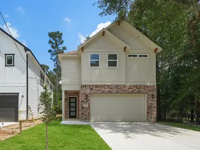 New construction Single-Family house 731 Magnolia Point Dr, Houston, TX 77336 - image