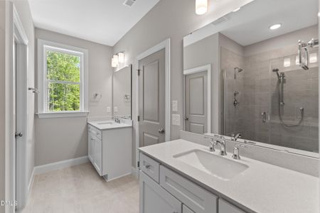 New construction Single-Family house 25 E Victoria Ridge Dr, Unit 15, Selma, NC 27576 plan The Whitley - image 9