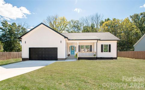 New construction Single-Family house 728 Sugar Plum Ln, Chester, SC 29706 - image