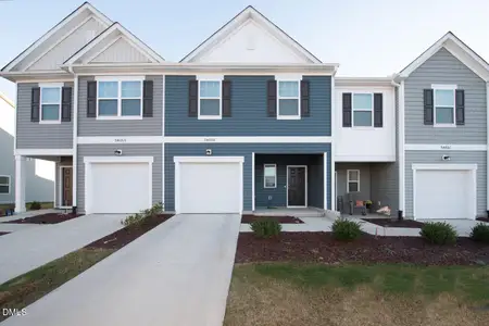 New construction Townhouse house 3405 Baybrooke W, Unit Apt B, Wilson, NC 27893 - image