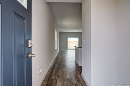 Highland Ridge by View Homes in New Braunfels - photo 17 17