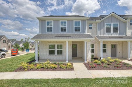 New construction Townhouse house 105 Ciara Place, Unit E, Mooresville, NC 28117 - photo 0