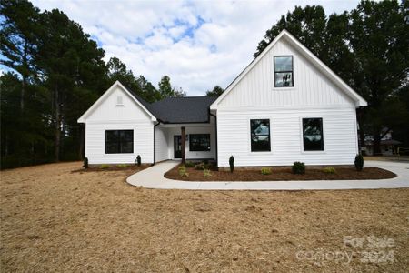 New construction Single-Family house 5416 Army Road, Marshville, NC 28103 - photo 0