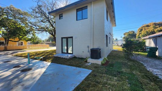 New construction Single-Family house 2934 Nw 44Th St, Miami, FL 33142 - image