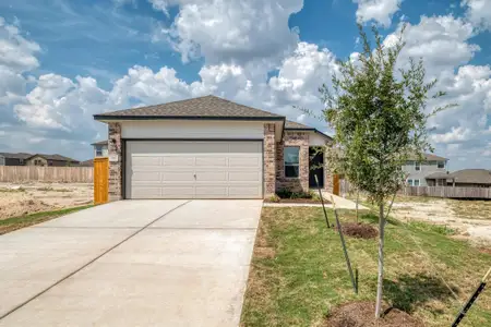 New construction Single-Family house 280 Feathers St, Jarrell, TX 76537 - image