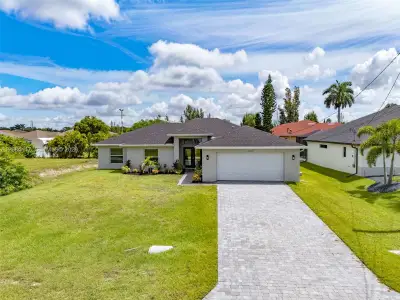 New construction Single-Family house 2305 Nw 34 Ave, Cape Coral, FL 33993 - image