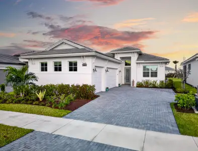 New construction Single-Family house 8629 Sw Cantante Wy, Port St. Lucie, FL 34987 - image