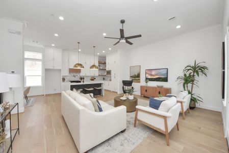 New construction Single-Family house 925 Fisher St, Unit C, Houston, TX 77018 - image 9