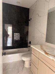 New construction Single-Family house 3822 Sunrise Ln, Damon, TX 77430 - image