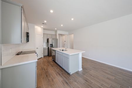 New construction Single-Family house 22726 N 182 Ln, Surprise, AZ 85387 plan Wren - image 9