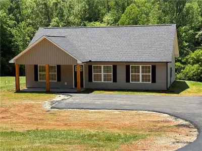 New construction Single-Family house 50 Charlies Wy, Dahlonega, GA 30533 - image