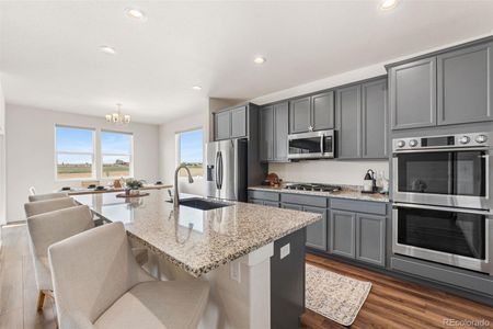 New construction Single-Family house 4524 Scenic Ln, Johnstown, CO 80534 null- photo 4 4