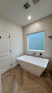 New construction Single-Family house 110 Cove Place Ct, Conroe, TX 77356 - image 9