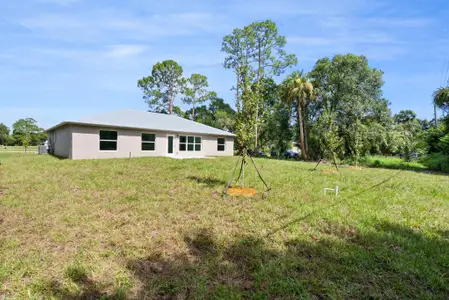New construction Single-Family house 4814 Lakewood Park Dr S, Fort Pierce, FL 34951 - image