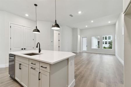 New construction Single-Family house 7254 Kodiak Ln, Sarasota, FL 34240 The Bullhead- photo 8 8