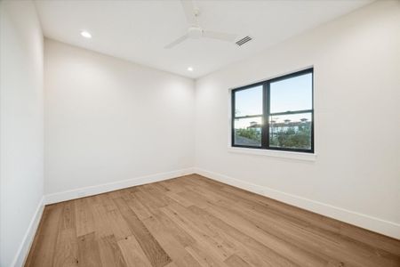 New construction Single-Family house 3855 Gramercy St, Houston, TX 77025 - image 20