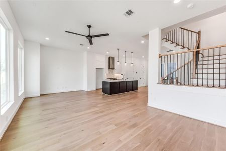 New construction Single-Family house 806 Fisher St, Unit B, Houston, TX 77018 - image 15