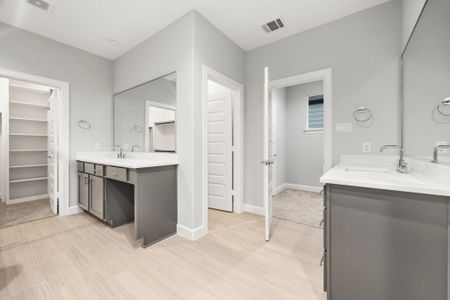 New construction Single-Family house 7210 Shadyvilla Ln, Houston, TX 77055 - image 3