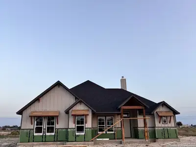 New construction Single-Family house 171 Pradera Ridge Dr, Floresville, TX 78114 - image 6